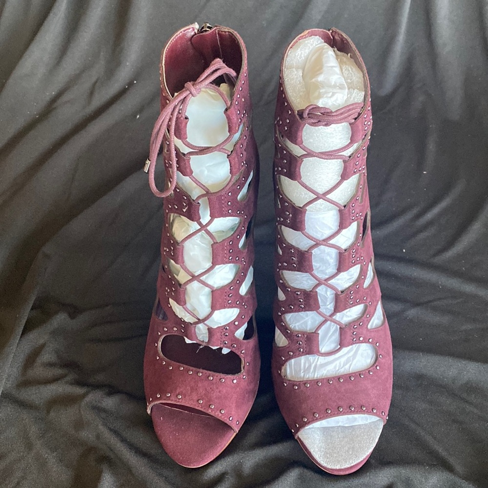 BCBGeneration Bg-Cherries Dress Sandal Pinot Suede Open Toe Booties size 8.5